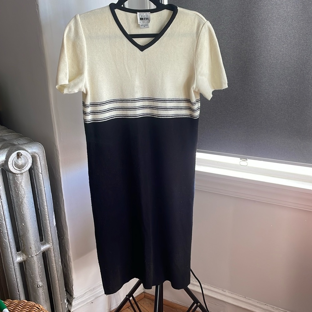 Vintage Leslie Fay Cream & Black Preppy 90s Knit Mini Dress